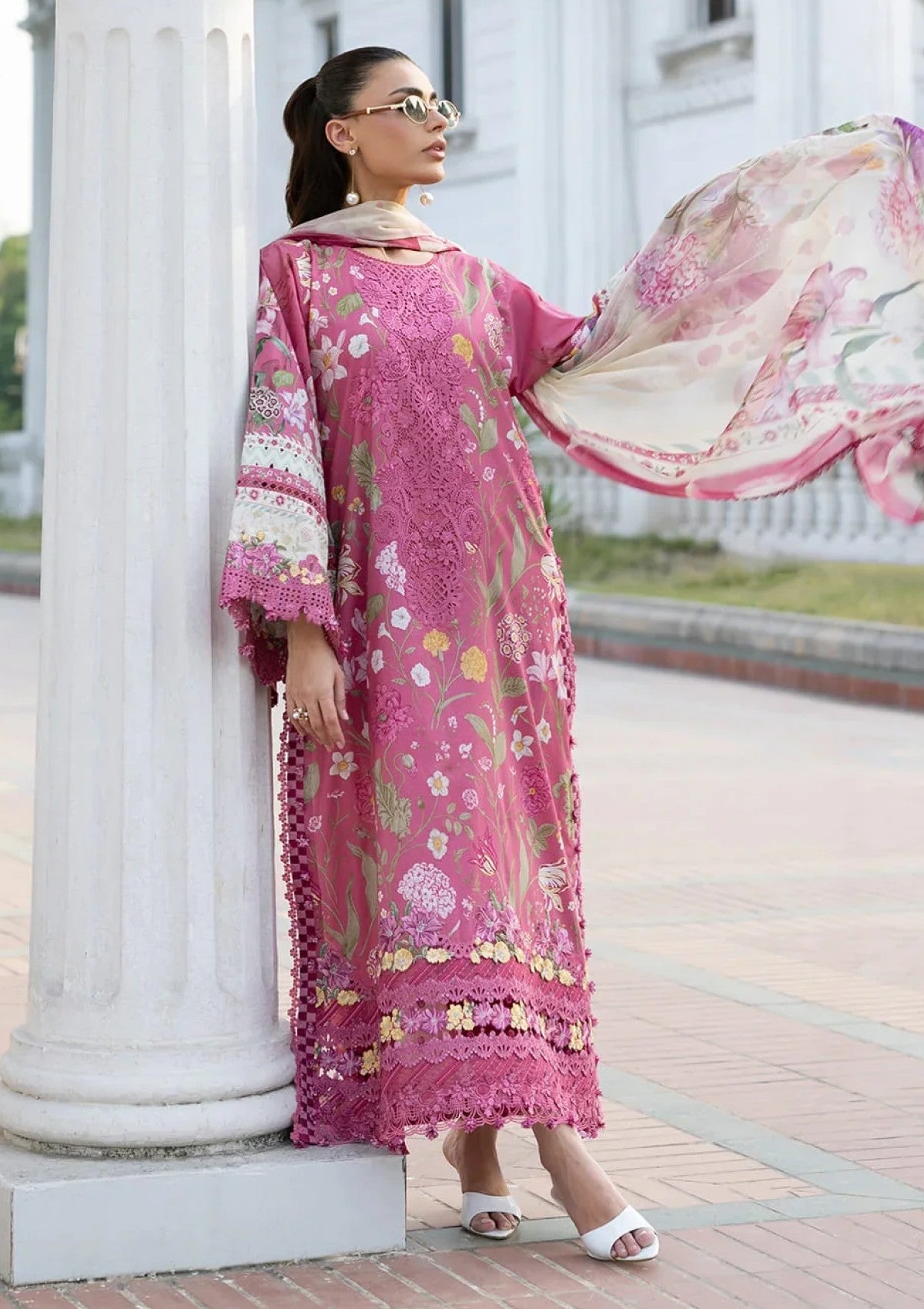 Elaf Premium Signature Embroidered Lawn Vol Ii Esg 05B 3 Elaf Premium Signature Embroidered Lawn Vol Ii Esg 05B
