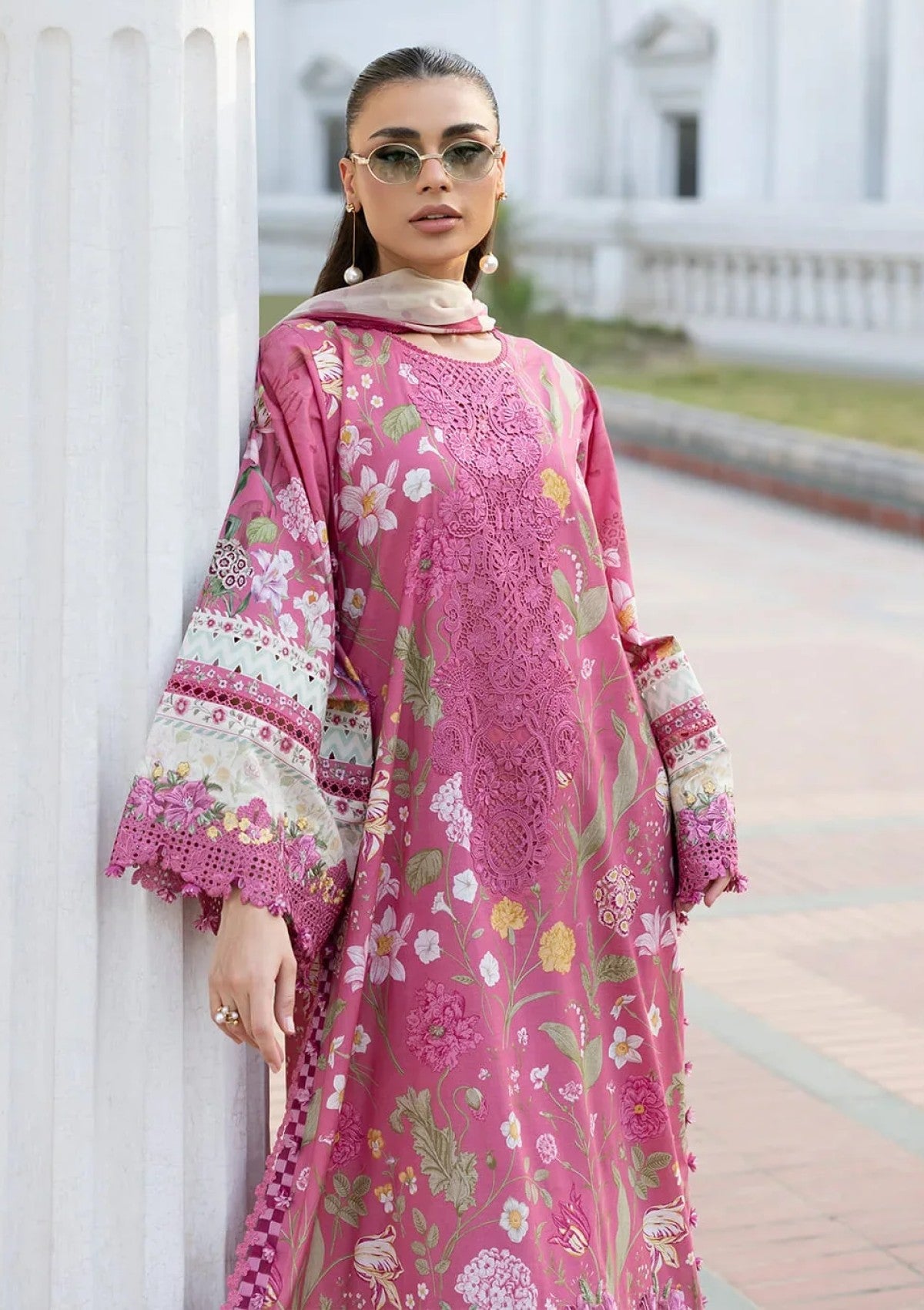 Elaf Premium Signature Embroidered Lawn Vol Ii Esg 05B 4 Elaf Premium Signature Embroidered Lawn Vol Ii Esg 05B