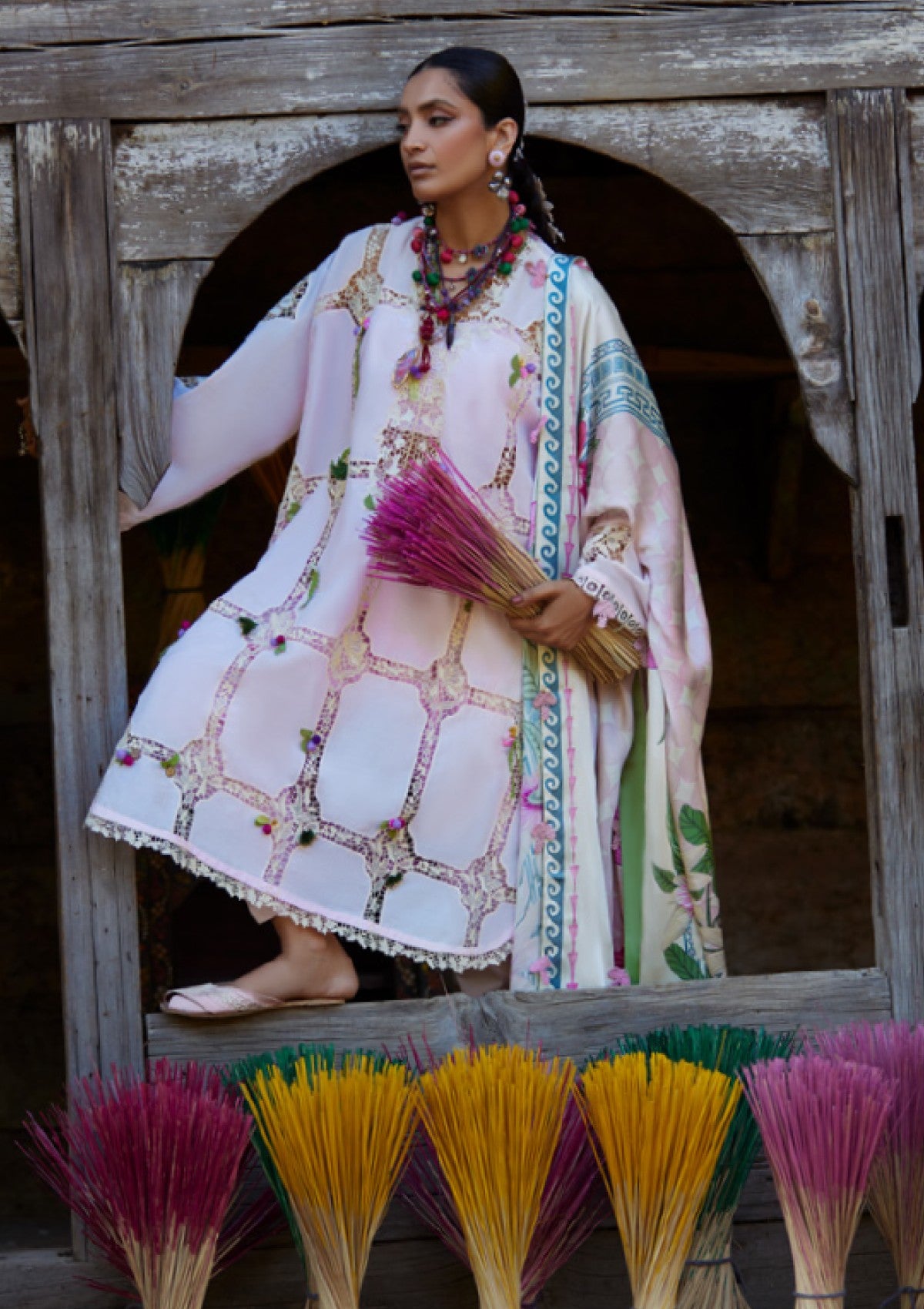 Elan Kashmee Lawn Luxury Ekl 11A 2 Elan Kashmee Lawn Luxury Ekl 11A