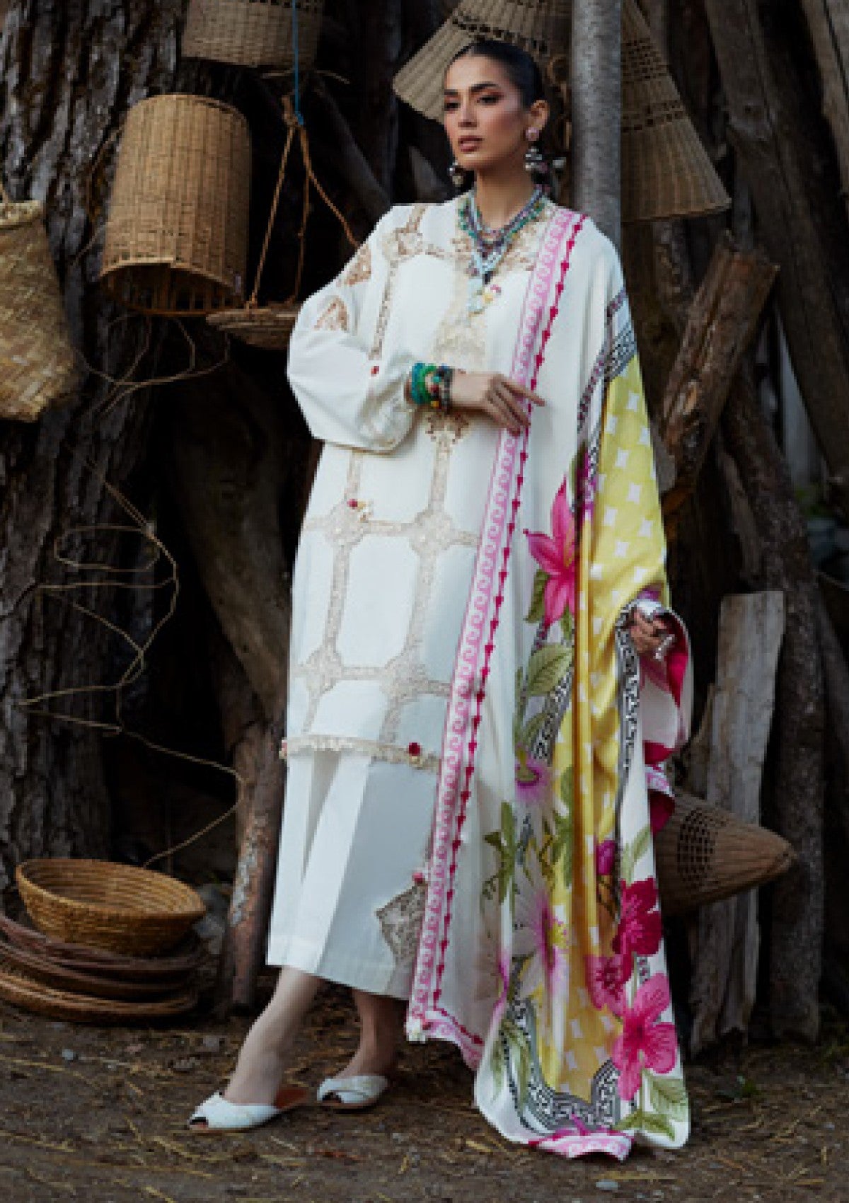 Elan Kashmee Lawn Luxury Ekl 11B 1 Elan Kashmee Lawn Luxury Ekl 11B