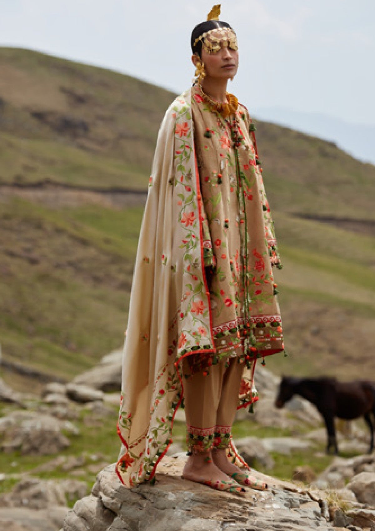 Elan Kashmee Lawn Luxury Ekl 12B 1 Elan Kashmee Lawn Luxury Ekl 12B