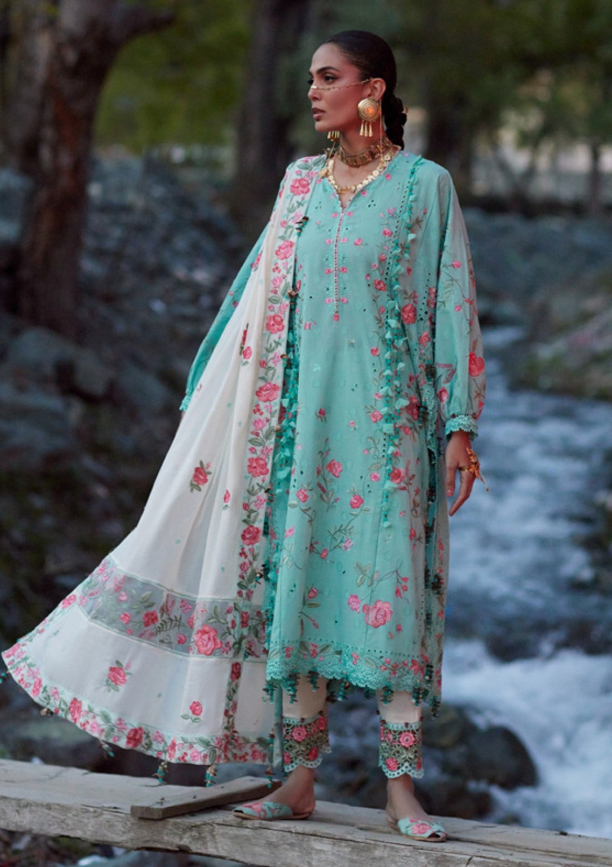 Elan Kashmee Lawn Luxury Ekl 8B 1 Elan Kashmee Lawn Luxury Ekl 8B