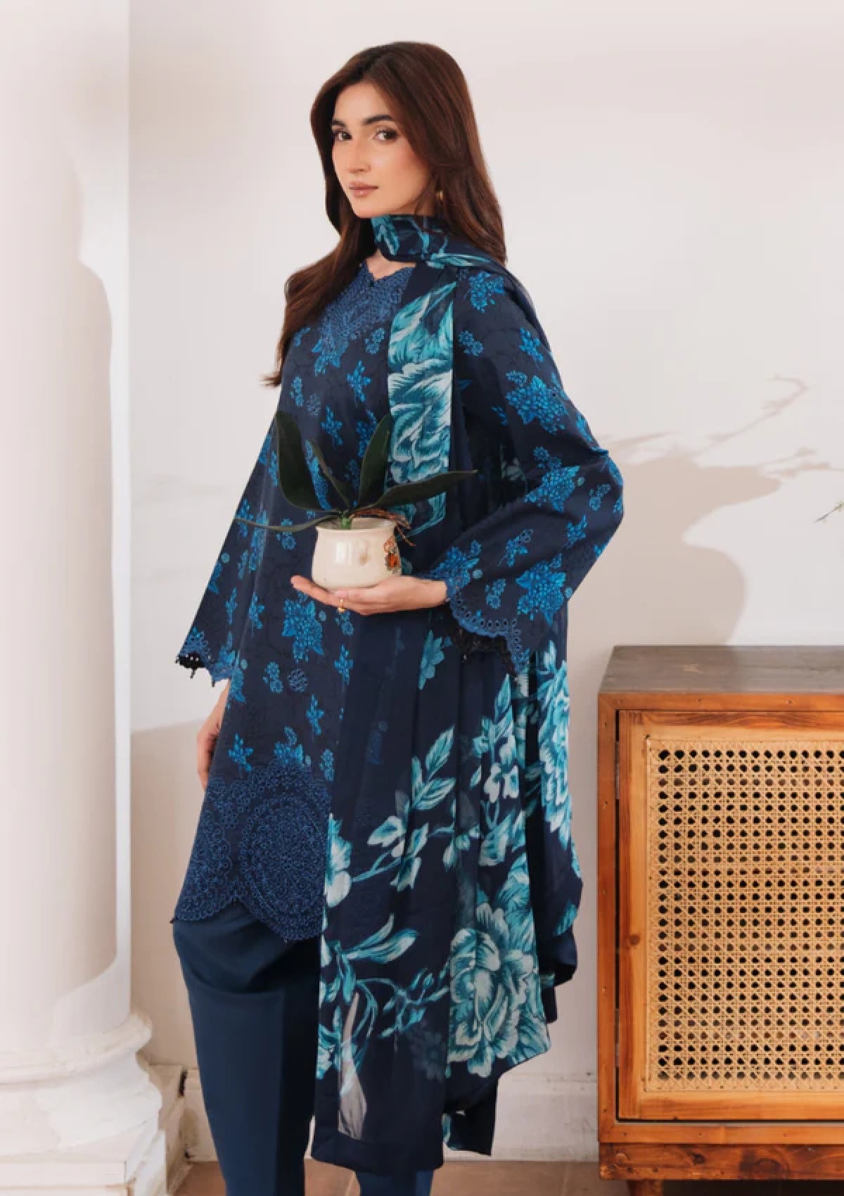 Humdum Summer Breeze Lawn Chapter 3 Hd 02 3 Humdum Summer Breeze Lawn Chapter 3 Hd 02