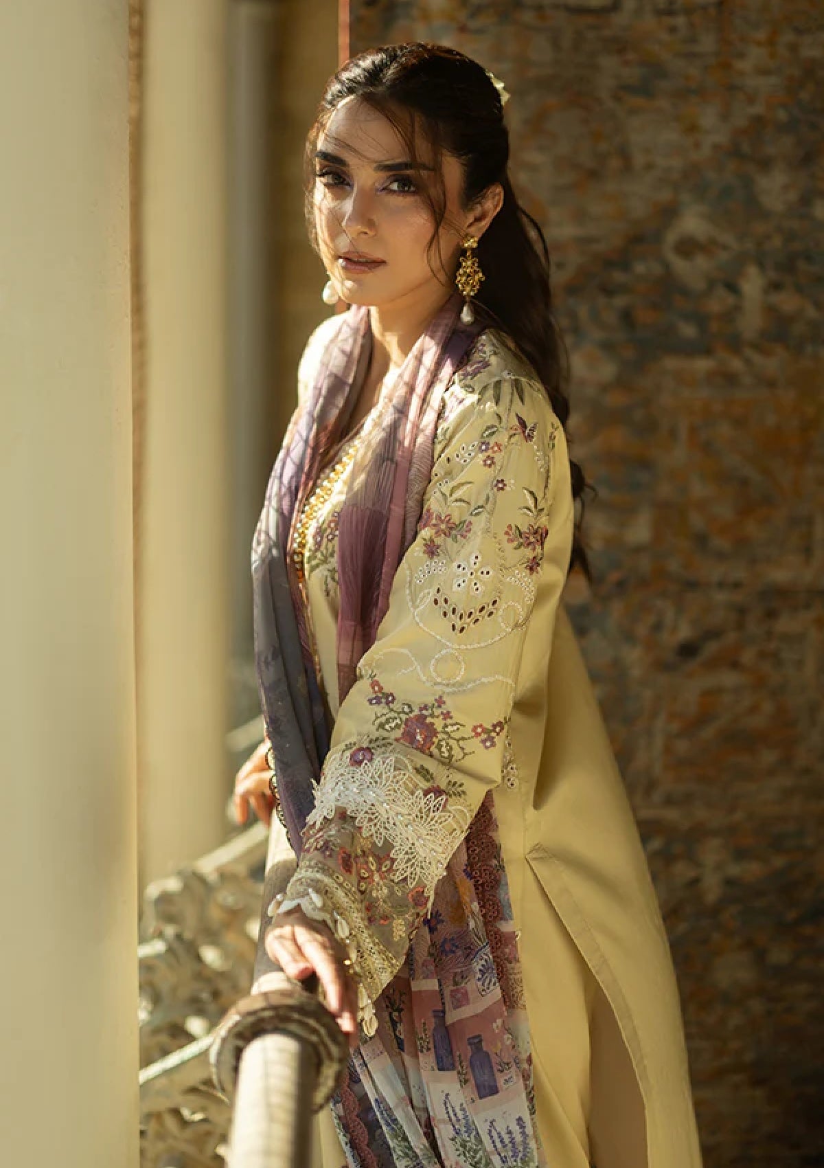 Imrozia Serene Maya Luxury Lawn Sl 151 Nael 3 Imrozia Serene Maya Luxury Lawn Sl 151 Nael