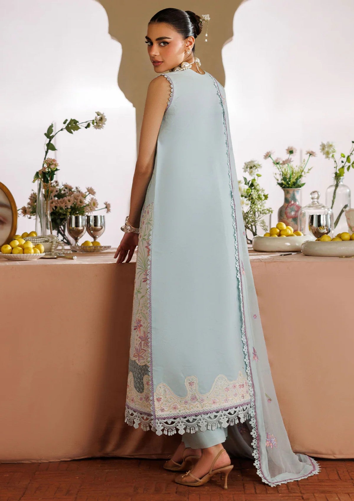 Mahnur Morbagh Luxury Lawn M 01 2 Mahnur Morbagh Luxury Lawn M 01