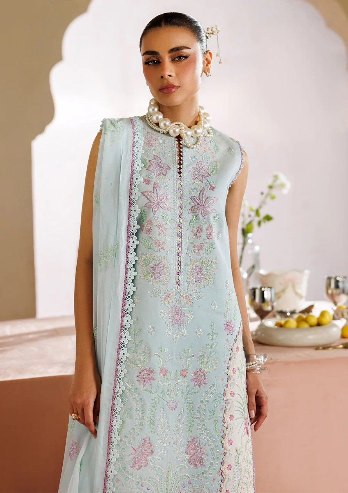 Mahnur Morbagh Luxury Lawn M 01 3 Mahnur Morbagh Luxury Lawn M 01