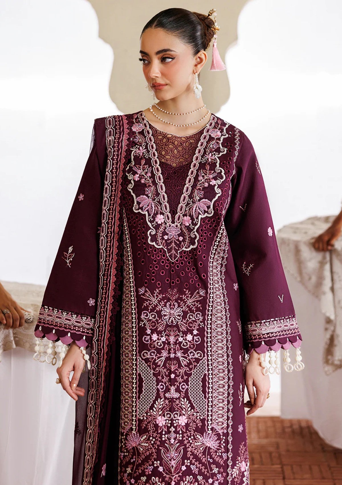 Mahnur Morbagh Luxury Lawn M 02 3 Mahnur Morbagh Luxury Lawn M 02