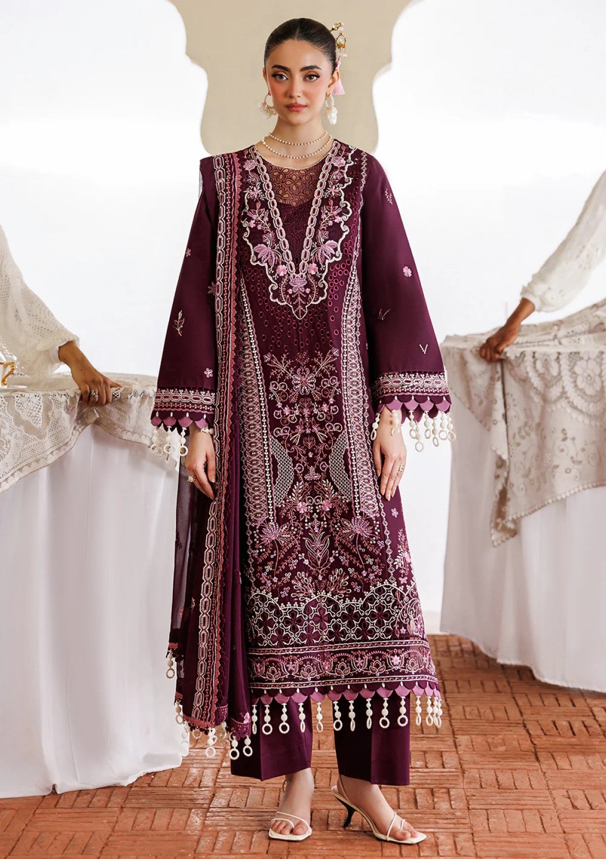 Mahnur Morbagh Luxury Lawn M 02 1 Mahnur Morbagh Luxury Lawn M 02