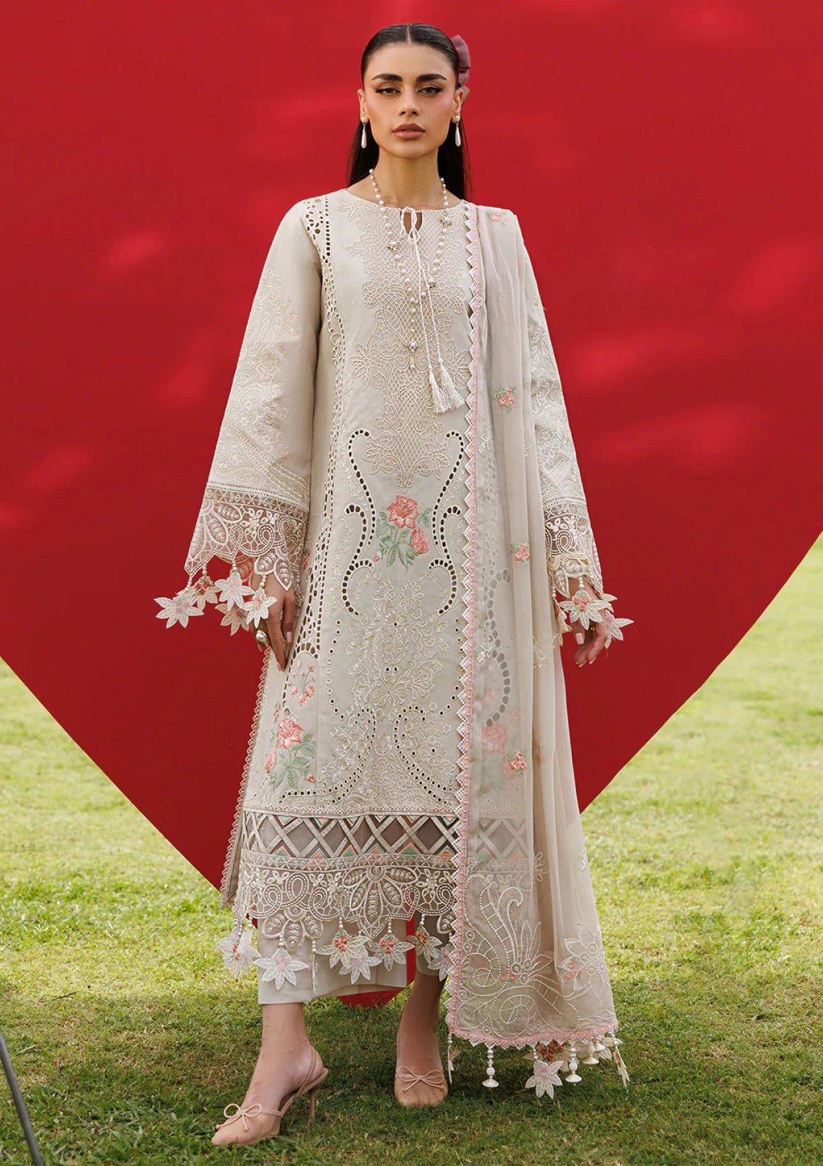 Mahnur Morbagh Luxury Lawn M 07 1 Mahnur Morbagh Luxury Lawn M 07