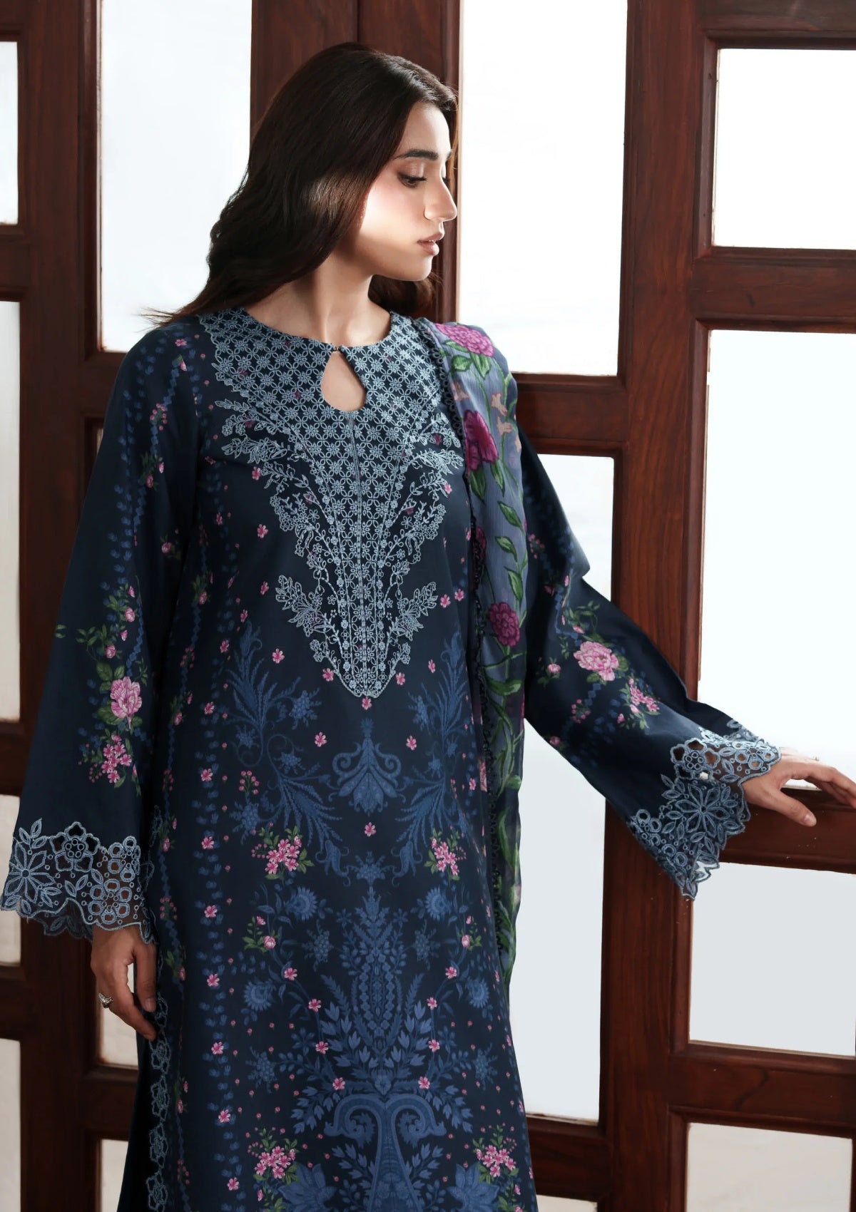 Neeshay Summer Lines Lawn Vol Ii Noirelle 3 Neeshay Summer Lines Lawn Vol Ii Noirelle