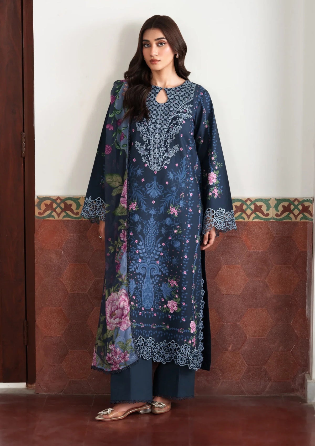 Neeshay Summer Lines Lawn Vol Ii Noirelle 1 Neeshay Summer Lines Lawn Vol Ii Noirelle