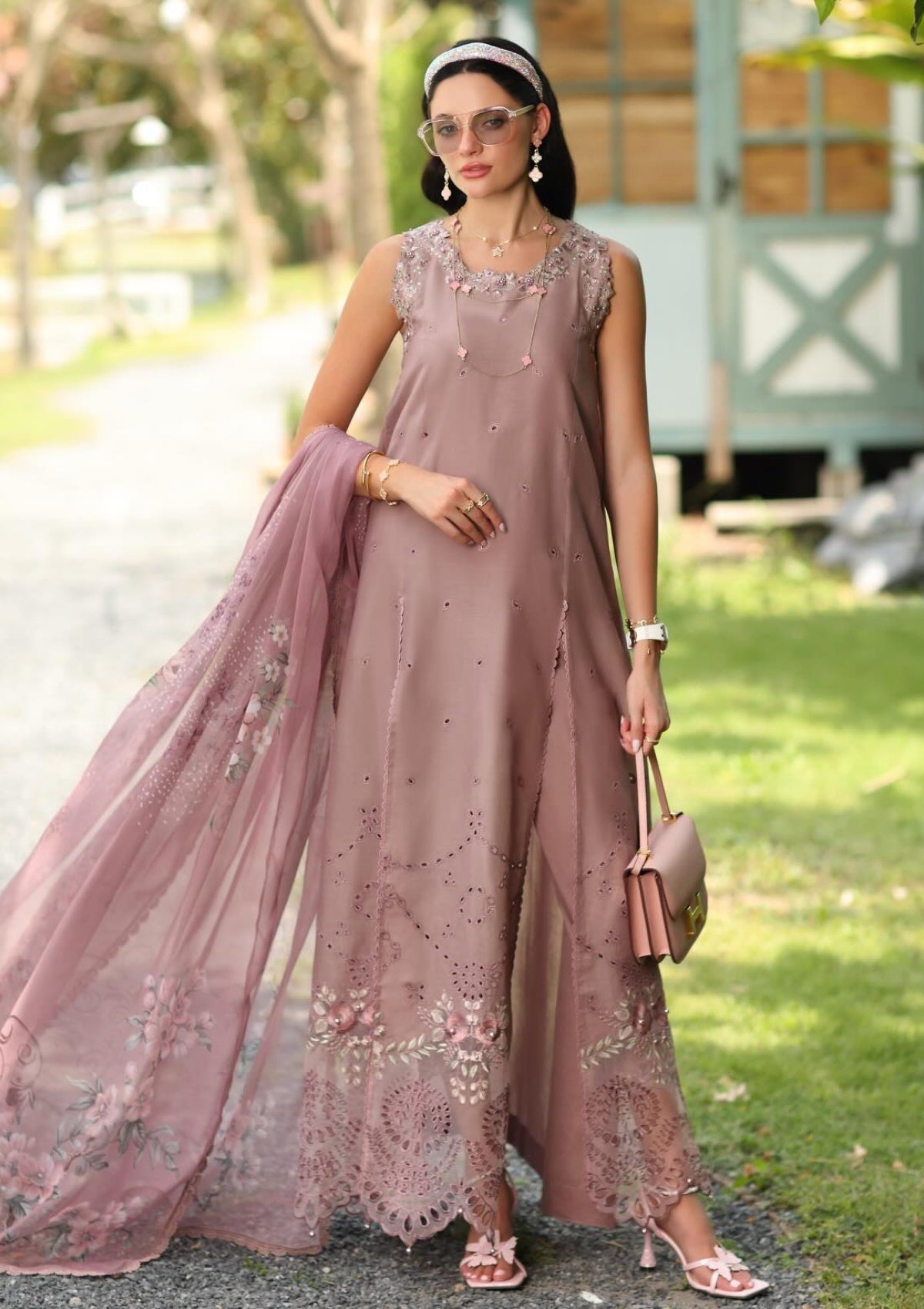 Noor By Saadia Asad Eid Luxe Printskhaas Lawn Elp 03 1 Noor By Saadia Asad Eid Luxe Printskhaas Lawn Elp 03