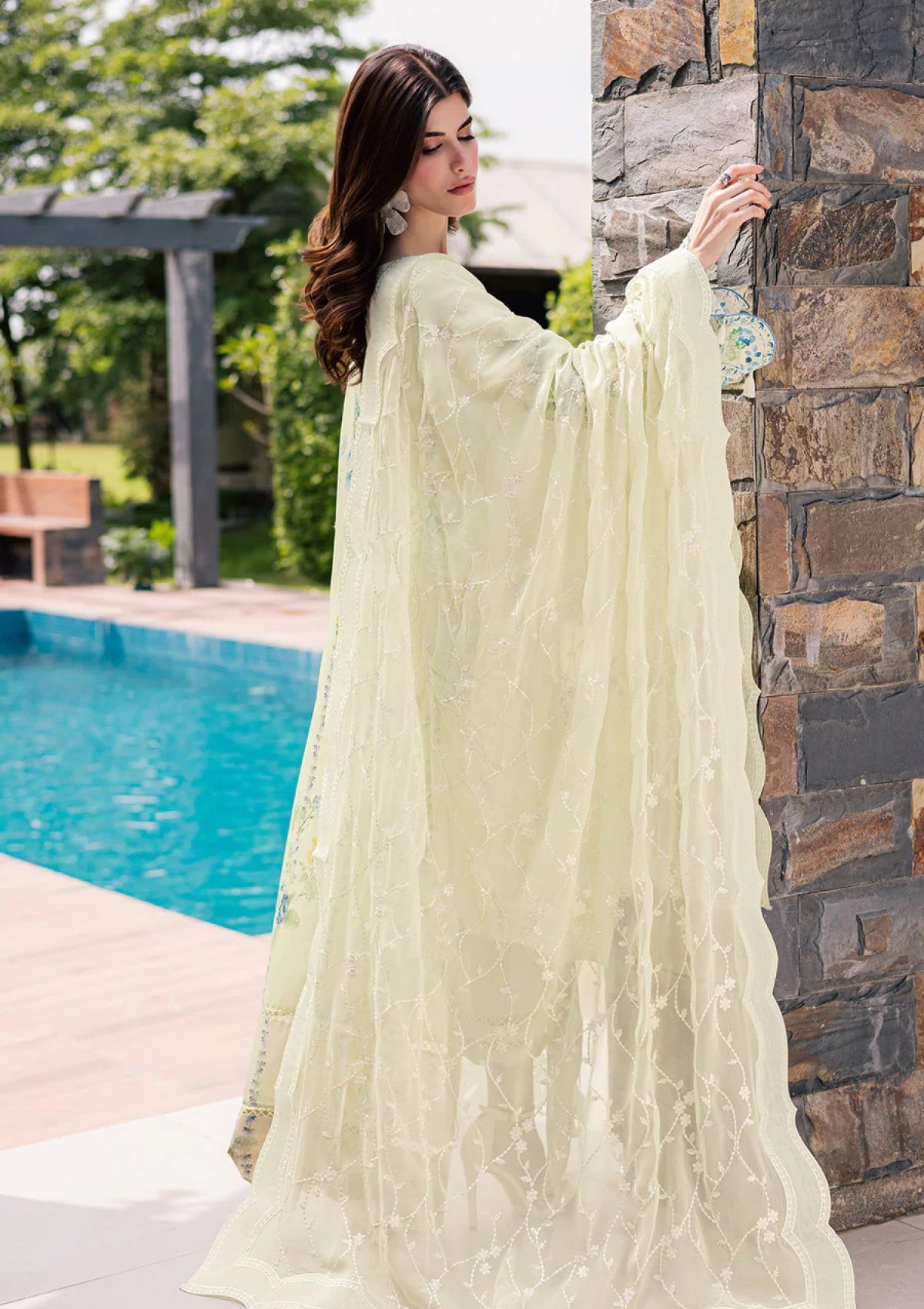 Nureh Lily May Lawn Eid Prints Ne 259 4 Nureh Lily May Lawn Eid Prints Ne 259