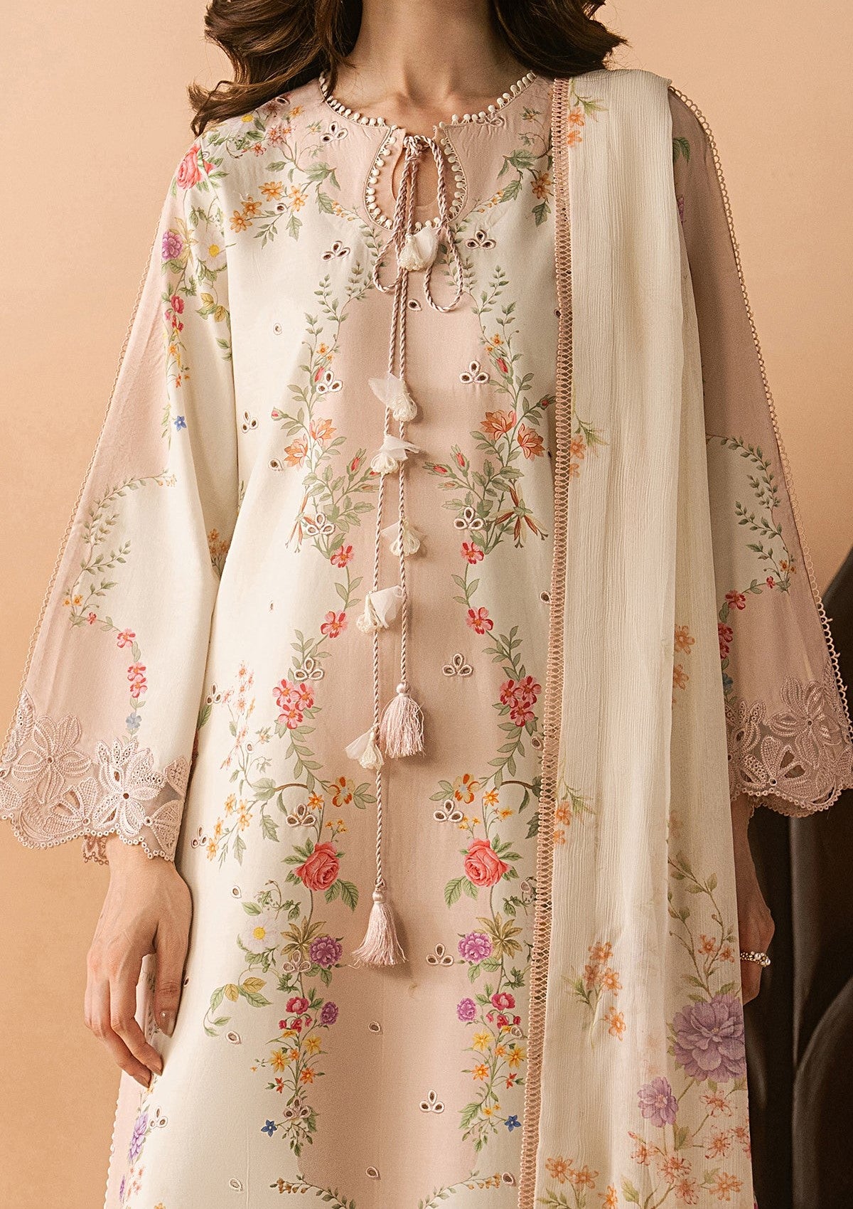 Afrozeh Lawn Lustre Haze Summer Edit 2 Afrozeh Lawn Lustre Haze Summer Edit