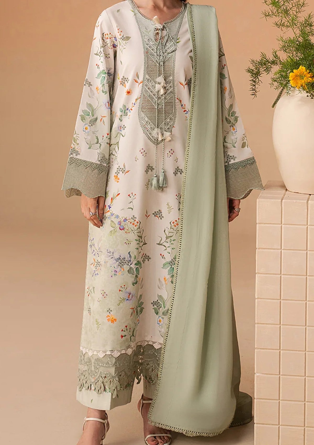 Afrozeh Lawn Vesperd Haze Summer Edit 3 Afrozeh Lawn Vesperd Haze Summer Edit