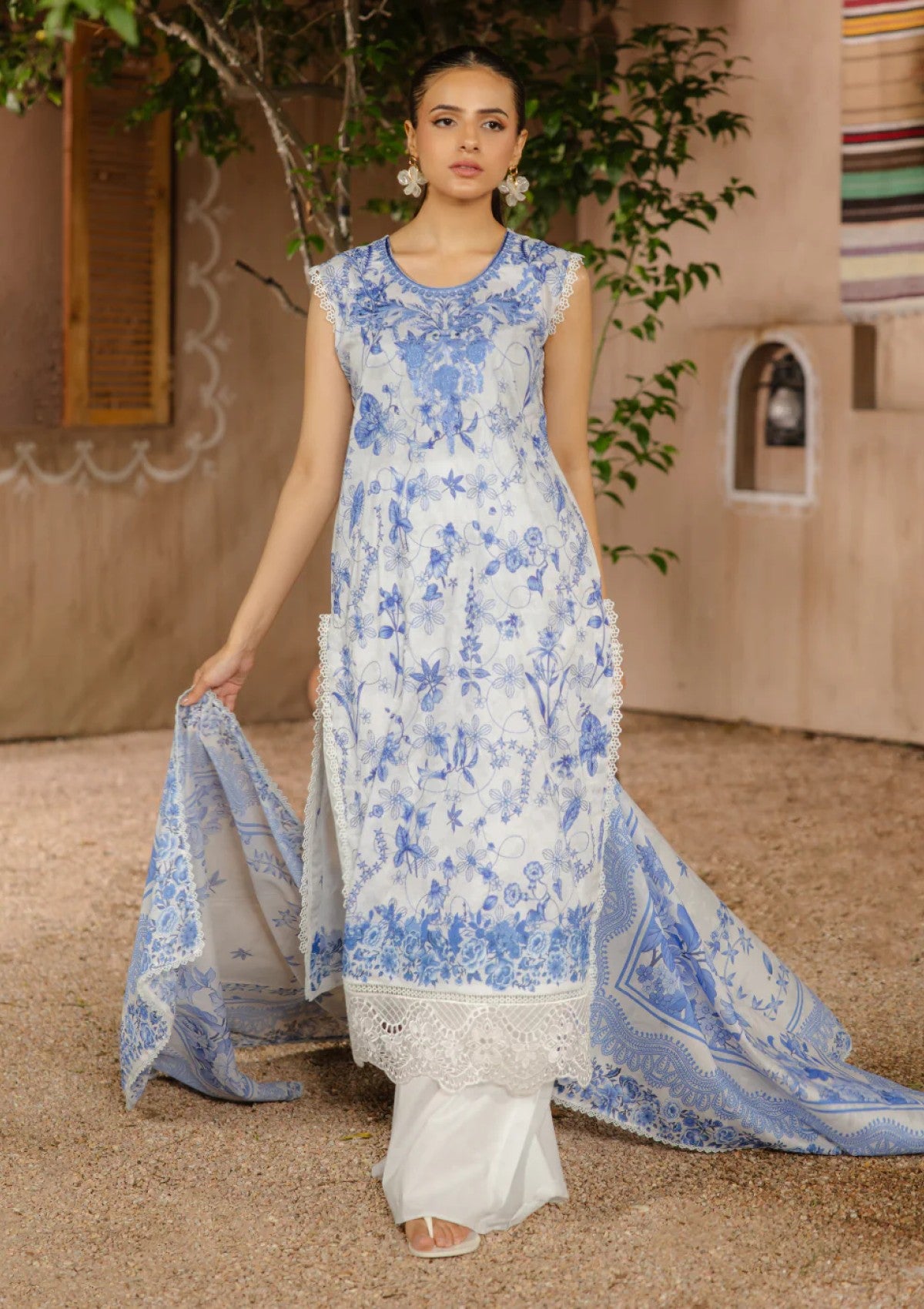 Ayleen Lawn Aangan Rangkaari Volume 2 1 Ayleen Lawn Aangan