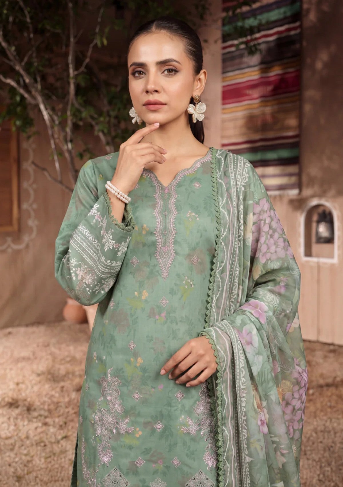 Ayleen Lawn Rangrez Rangkaari Volume 2 2 Ayleen Lawn Rangrez Rangkaari Volume 2