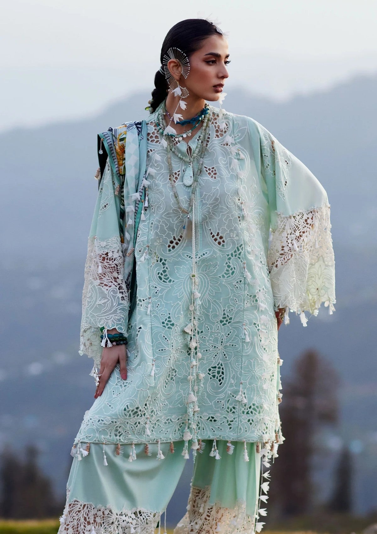 Elan Lawn Ekl-7A Kashmee Luxury 3 Elan Lawn Ekl-7A Kashmee Luxury